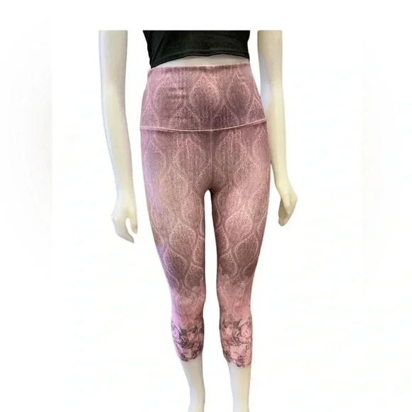 Evolution and Creation High Waisted Boho Buddha Crop Leggings Size  Medium - Picture 2 of 10